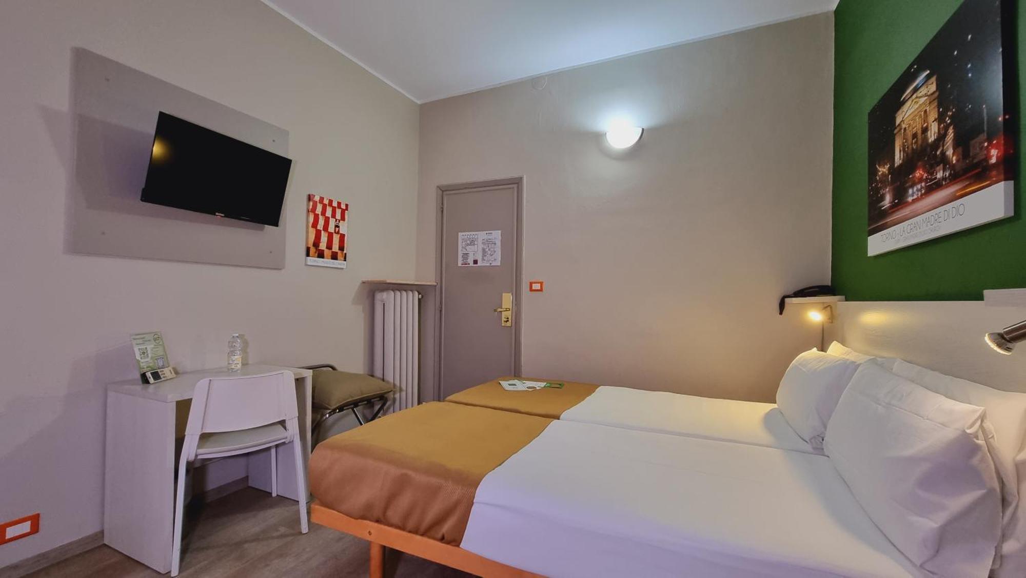 Green Class Hotel Astoria Торино Стая снимка